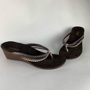 Orthaheel (Part of Vionic Family)Women’s Size 7 Ramba Thong, Brown Wedge Sandal